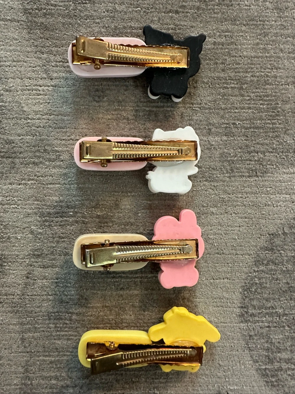 Sanrio hair clips-Hello Kitty, Kuromi, My Melody & Pompompurin